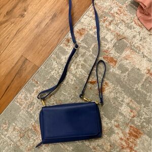 Elegant Blue Crossbody Bag